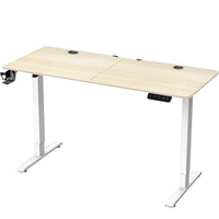 MotionGrey - Bureau debout électrique réglable Ergo2 avec réglages de mémoire - 55 po x 24 po, plateau brun clair, cadre blanc-Prix Abordable - Ce bureau debout est offert à un prix concurrentiel pour proposer une solution accessible aux environnements de travail quotidiens, tout en maintenant des normes élevées de qualité, de durabilité et de technologie moderne