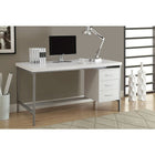 Monarch Specialties - 7046 Bureau 60 po L - Metal Argent/Blanc-Trois tiroirs de rangement fermés pratiques pour organiser les fournitures et garder votre espace de travail libre de tout encombrement.