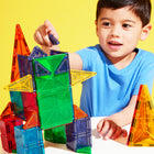 MAGNA-TILES - Ensemble de construction magnétique Combo 62 pièces-Ce Qui Le Rend Unique: Les tuiles mircoMAGS entièrement compatibles sont 75 % plus petites que les pièces MAGNA-TILES traditionnelles. Il suffit de regarder les trucs sympas que les enfants peuvent construire avec cette combinaison gagnante! 