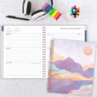 Mead - Agenda hebdomadaire/mensuel horizon serein 2026 - 11 po H x 8 1/2 po l - violet - bilingue-Un mois sur deux pages avec des blocs quotidiens non lignés, ainsi qu'une section pour les notes et les calendriers de référence des mois passés et futurs