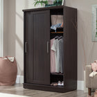 Sauder - 430331 La Collection HomePlus Armoire - Finition Dakota Oak-Trois étagères réglables et une étagère fixe pour les chaussures, les bacs et plus encore.