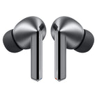 Samsung - Oreillettes Galaxy Buds3 Pro – Argent-Un son d’une clarté inégalée à chaque note. Plongez dans les détails élaborés — du grondement profond des basses aux aigus clairs et nets, grâce à un haut-parleur bidirectionnel amélioré. Ressentez le vibrato des instruments avec une distorsion minimale grâce à notre tout premier double amplificateur.