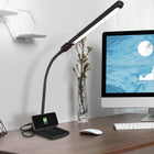 OttLite - Lampe de bureau LED pivotante avec charge USB - Clearsun - Noir-Port USB 5V, 2,1A pour charger complètement les smartphones et les tablettes