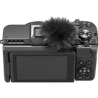 Canon - Appareil photo numérique PowerShot V1-La PowerShot V1 vous permettra de vous concentrer sur votre créativité sans vous soucier des limites de temps qui pourraient entraver vos vidéos.