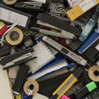 TerraCycle - Boîte Zéro Déchet pour fournitures de bureau, petite-Inclus : boîte de collecte durable imprimée en couleur avec doublure interne, étiquette d’expédition UPS prépayée pour le retour, et recyclage des déchets collectés.