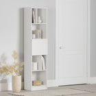 South Shore - Liora - Bibliothèque étroite 5 tablettes - Blanc solide-Rangement fermé : au centre de la bibliothèque se trouve un compartiment de rangement fermé. La porte s’ouvre en appuyant doucement dessus. Dissimulez câbles, chargeurs et jouets pour maintenir un salon bien ordonné.