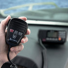 Cobra - Radio VHF à montage fixe Bluebound 1350 - Noire-La technologie Rewind-Say-Again vous permet de rester pleinement informé de toutes les transmissions