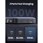 UGREEN - Chargeur portable Nexode 100 W 3 ports 20 000 mAh - Argent-Recharge rapide de 65W : Le port USB-C1 permet également une recharge rapide de la batterie elle-même à 65W, permettant de recharger complètement les 20000 mAh en seulement 1,6 heure — soit cinq fois plus vite qu’une batterie standard. (Chargeur mural 65W non inclus.)