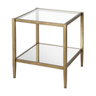 Hudson&Canal - Table d'appoint carrée Hera 50 cm de large avec étagère miroir - Laiton-Le dessus a une capacité de poids de 40 lb, l'étagère peut supporter 20 lb