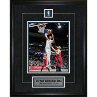Victor Wembanyama Pin & Plate Spurs - Impression encadree - 16" x 20"-Qualité supérieure - 8x10 framed