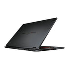 MSI - Ordinateur portable de jeu Stealth 18 AMG 18" UHD+ miniLED 120 Hz - Intel Ultra 9-185H - RTX 4080 - SSD 2 To - 64 Go RAM DDR5 - Win 11 Pro-Le lancer de rayons en temps réel offre des graphismes hyperréalistes et la suite Studio d'outils exclusifs assistés par l'IA fait passer vos idées et vos conceptions du concept à la réalisation, plus rapidement. 