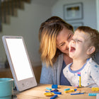 Verilux - Lampe de luminothérapie HappyLight Luxe-Réglez facilement le compte à rebours jusqu'à 1 heure par incréments de 5 minutes.
