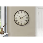 Monarch Specialties - Horloge - 20 po Rond - Horloge Murale - Brun Antique - Transitionnel-Les chiffres romains et l'affichage analogique sont faciles à lire et se détachent sur un fond ancien pour un décor élégant