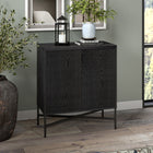 Hudson&Canal - Meuble d'appoint Brighton 28 po de largeur - Grain noir-Fabriqué à partir de matériaux MDF robustes avec une finition grainée noire