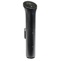 Anova - Cuiseur Sous Vide de Précision Nano 3.0-jamais plus d’aliments trop cuits ou pas assez cuits. Le cuiseur de précision Anova Nano sous vide fait circuler l’eau à la température exacte requise pour des repas parfaitement cuits, peu importe ce qui est au menu. Utilisez l’application Anova pour accéder à des milliers de recettes gratuites et surveiller votre cuiseur depuis votre téléphone via Wifi