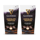 Carton de truffes au chocolat Guinness 135g (paquet de 2)-Truffes au chocolat Guinness ont une richesse décadente. Une délicieuse ganache crémeuse à la bière au centre enrobee et recouverte de chocolat noir. Idéal pour quelqu'un qui aime le goût de la Guinness avec du chocolat.