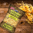 Hostess - Juliennes a l'Hickory Original Juliennes de Pommes de Terre Assaisonnees - 65g - Paquet de 48-Pommes De Terre Specialement Selectionnees, Huile Vegetale, Assaisonnement (maltodextrine, Sel, Glutamate Monosodique, Piment Du Chili, Levure Torula, Poudre D'oignon, Extrait De Paprike, Acide Malique, Jaune Soleil, Fcf, Rouge Allura, Bleu Brilliant Fcf, Aromes Naturel Et Artificiel)