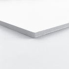 Staples - Panneau de mousse, 30 po x 20 po, blanc, paq./3-Fabriqué à partir d'un carton mousse léger et durable pour créer un présentoir ou une présentation résilient, facile à déplacer et à transporter au besoin