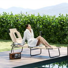 Outsunny - Chaise longue d’extérieur réglable avec ouverture pour le visage et coussin - beige-Fabriqué avec une structure métallique solide et du tissu Oxford pour une construction fiable