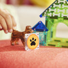 Magna-Tiles - Ensemble de construction magnétique Niche pour chien 13 pièces-Sécurité garantie: Toutes les pièces MAGNA-TILES sont conçues pour résister à d’innombrables heures de jeu. Notre grille exclusive empêche la fissuration, tandis que les rivets de fixation maintiennent les aimants en sécurité