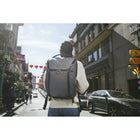Peak Design - Everyday Sac à dos - 20 L - Charbon-Manches dédiées pour un ordinateur portable jusqu'à 15 pouces (ou un MacBook Pro 16 pouces), une tablette ou des documents