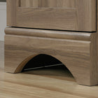 Sauder 66"W La Collection Harbor View Bureau d’ordinateur d’angle - Finition Salt Oak- Le tiroir inférieur peut contenir des fichiers suspendus de format Lettre ou A4 afin de garder vos documents importants organisé