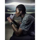 Google - Pixel 10 - 128 Go - Noir volcanique - Déverrouillé-Prenez des égoportraits nets, clairs et dignes d'être partagés grâce à l'appareil photo de 10,5 Mpx et la mise au point automatique. Et lorsque vous souhaitez inclure plus d’éléments, le champ de vision de 95° s'utilise comme un jeu d'enfant