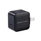 BlueDiamond - SmartCharge Ensemble de Charge Rapide Boost-Chargeur : Design compact avec une prise rabattable qui se glisse facilement dans votre sac lorsque vous êtes en déplacement ou se cache facilement derrière une table de nuit ou un autre meuble à la maison.