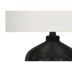 Monarch Specialties - Luminaire - 23 po H Lampe De Table - Rotin Noir - Abat-Jour Ivoire / Crème - Moderne-Dimensions assemblées : 14 po L x 14 po P x 22,5 po H. base : 8,25 po L x 8,25 po P x 11,25 po H. abat-jour : 14 po L x 14 po P x 10 po H