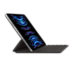 Apple Smart Keyboard Folio pour iPad Pro 11 po (4ᵉ génération) et iPad Air 11 po (M2) - Anglais (États-Unis)-Attachez simplement le clavier et commencez à taper, lorsque vous le supprimez, le clavier à l'écran apparaît automatiquement