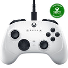 Razer - Wolverine V3 TE Édition Tournoi Manette pour Xbox, PC - Blanc-4 boutons arrière de clic de souris et 2 boutons-poussoirs pour les prises en main en griffe: 6 boutons reconfigurables pour les surpasser tous. Profitez de la même activation ultraréactive que celle de nos meilleures souris gaming grâce aux 4 boutons intégrés aux poignées ergonomiques et texturées de la manette, ainsi qu'aux 2 boutons-poussoirs de prise en main en griffe offrant un contrôle accru