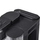 Keurig - Cafetière une tasse à la fois K-Brew+Chill-RÉSERVOIR AMOVIBLE DE 2 L : Très grand réservoir avec poignée, facile à retirer et à remplir pour des infusions plus rapides et plus pratiques.