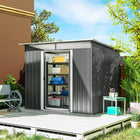 Abri de jardin Outsunny 8,5' x 6' avec lucarne-Sa construction robuste en acier galvanisé garantit une grande durabilité.
