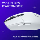Logitech - Souris de jeu sans fil Lightspeed  G305, blanche-Design classique : avec seulement 99 grammes, la souris symétrique légère G305 présente un profil compact et un dos arrondi pour une prise en main confortable et un contrôle agile pour différents styles de jeu