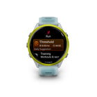 Garmin - Forerunner 570 - 47 mm, aluminium jaune amp avec bracelet translucide Whitestone/Turquoise-STATUT D'ENTRAÎNEMENT - À l'aide d'indicateurs tels que le statut HRV, l'historique des exercices récents et le VO2 max, obtenez un aperçu de l'efficacité de l'entraînement avec le statut d'entraînement - et sachez si vous vous entraînez de manière productive, au maximum ou tendu.