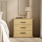 Manhattan Comfort - Table de nuit traditionnelle Clifford à 3 tiroirs - Chêne naturel-Tiroir à glissement fluide : doté de rails à glissement facile sans roulements à billes pour une utilisation quotidienne