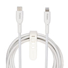 Staples - TECH Câble de chargement Lightning vers USB-C - 6,5 pi - blanc-Câble tressé durable et anti-enchevêtrement testé pour résister à jusqu’à 5 000 torsions