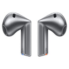 Samsung - Oreillettes Galaxy Buds3 – Argent-Conçu pour une écoute facile. Notre nouveau design angulaire a été méticuleusement conçu sur la base de données 3D sur les oreilles recueillies à partir d’un outil de conception informatique pour vérifier la portabilité.