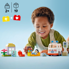 LEGO - DUPLO Town Ambulance et chauffeur-Les tout-petits utilisent le jeu de rôle et la pensée logique pour prendre soin de la fille