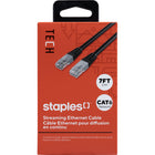 Staples - Câble réseau CAT 6 - 7 pi-Compatibilité amont – Offrant une compatibilité amont avec le câble Cat5 et Cat5e, ce câble Cat6 est conçu pour le branchement d'appareils de réseau haute vitesse, comme les ordinateurs, modems câble ou DSL, les commutateurs réseau, les routeurs, les appareils de diffusion en continu, les consoles de jeux et bien d'autres encore