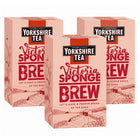 Taylors of Harrogate - Thé Yorkshire Saveur Gâteau Victoria - 40 Sachets par boîte - Paquet De 3-Mélange de thé noir Yorkshire de qualité supérieure