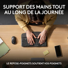 Logitech - MK670 Combo, clavier Wave Keys ergonomique sans fil avec souris sans fil - Graphite - Français-Moins de bruit, plus de concentration: outre son design sculpté et son revêtement en caoutchouc, cette souris silencieuse offre 90% de bruit de clic en moins grâce à la technologie SilentTouch