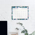 AT-A-GLANCE - Calendrier mural mensuel Emily Ley petite fleurie 2025-2026 - 11 7/8 po H x 14 7/8 po l - bilingue-Un mois par page avec des blocs quotidiens non lignés