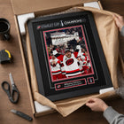 Frameworth - Nikolaj Ehlers 16 po H x 20 po l Cadre signature réplique Carolina Hurricanes Champions de la Coupe Stanley 2026 - Sous licence officielle LNH/AJLNH-6