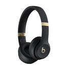 Beats - Solo 4 Écouteurs supra-auriculaires sans fil - Noir/Or-Le design ergonomique a été développé dans un souci de confort, en commençant par leur légèreté : avec seulement 217 grammes, vous pourriez presque oublier que vous les portez