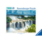 Ravensburger - Puzzle Cascades d'Iguazu, Brésil - 2000 pièces-Offrez-vous un moment de pure détente avec ce puzzle. Pièce par pièce, profitez de cette activité anti-stress qui favorise la concentration, la déconnexion et le lâcher-prise. Soulagez les tensions du quotidien, travaillez votre mémoire et exercez vos capacités cognitives : le puzzle est un jeu aux multiples bienfaits pour la santé 