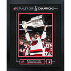 Frameworth - Sebastian Aho 16 po H x 20 po l Cadre signature réplique Carolina Hurricanes Champions de la Coupe Stanley 2026 - Sous licence officielle LNH/AJLNH-Produit mural NHL and NHLPA sous licence officielle pour les amateurs des Carolina Hurricanes