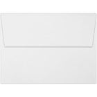 Jam Paper - Enveloppes d'invitation A6 60 lb avec bande adhésive, 4 3/4 po H x 6 1/2 po l, Blanc, Paquet de 50-Fermeture auto-adhésive : La conception auto-adhésive de ces enveloppes est idéale pour ceux qui préfèrent éviter de lécher ou d'utiliser un humidificateur sur chaque enveloppe . un gain de temps considérable ! Décollez simplement la bande protectrice, appuyez et fermez. Rien de plus simple ! Ce type d'adhésif est idéal pour les applications professionnelles, les faire-part de mariage et les notes 