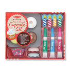 Coffret de décoration et de cuisson de cupcakes Melissa & Doug -4 cupcakes, 4 dessus de cupcakes, 8 manchons de cupcakes, 4 bougies, une plaque de cuisson et un gant de cuisine