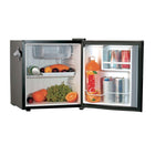 Frigidaire - Réfrigérateur bar rétro avec ouvre-bouteille sur le côté - 1,6 pi ca - Noir-Deux étagères dans la porte permettent le rangement facile des canettes individuelles ainsi que de bouteilles de 2 L